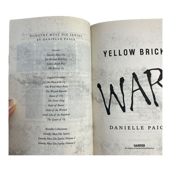Dorothy Must Die Lot 3 Book Danielle Paige Yellow Brick War The Wicked Will Rise - Picture 5 of 11